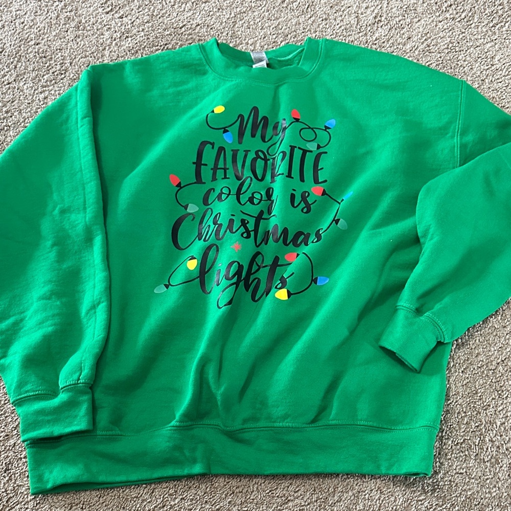 Gildan Green Crewneck Sweatshirt with  Christmas Lights Print 🎄